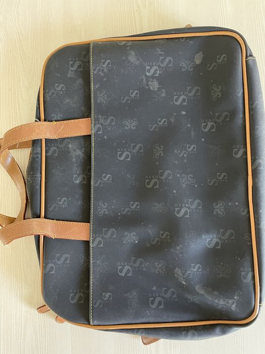 Pasta para documentos e portatil