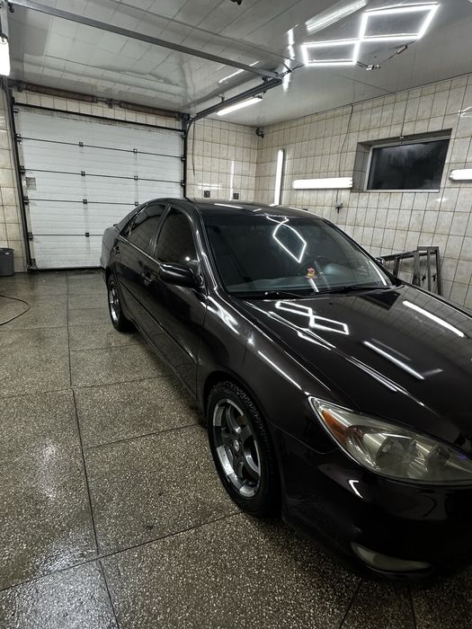 Продам Тойоту Камрі 30