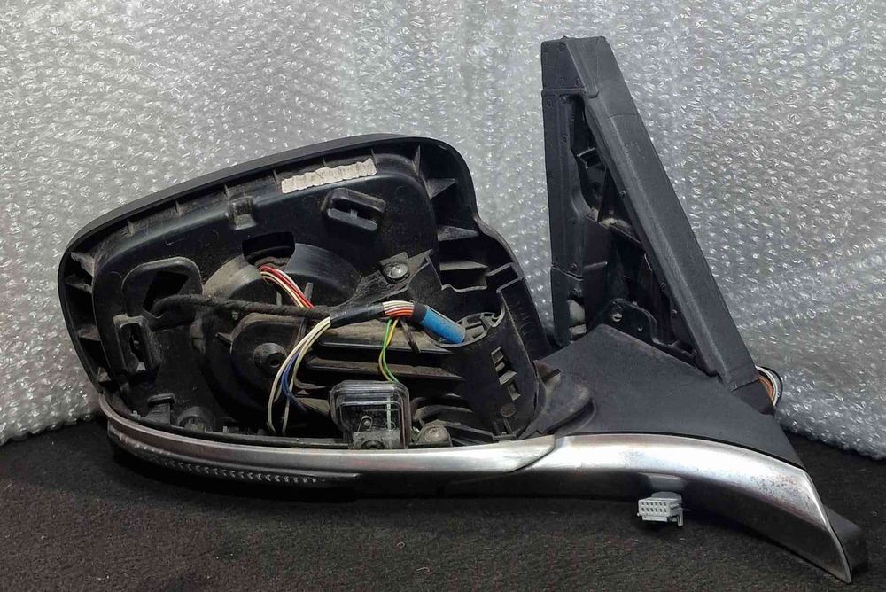 Espelho Retrovisor Direito - RENAULT KADJAR