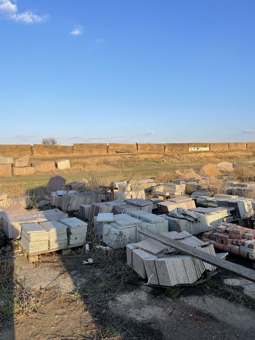 Плитка різного виду