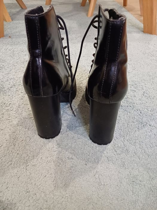 Vendo bota da H&M