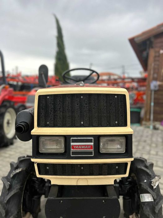 YANMAR F15D Imaculado