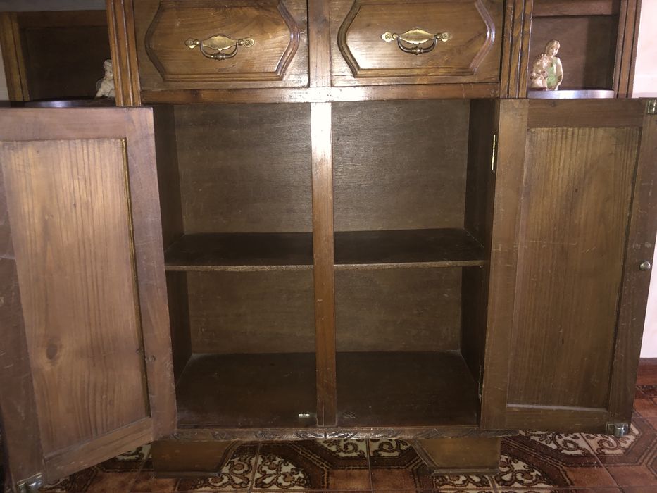 Sapateira com espelho e pedra mármore