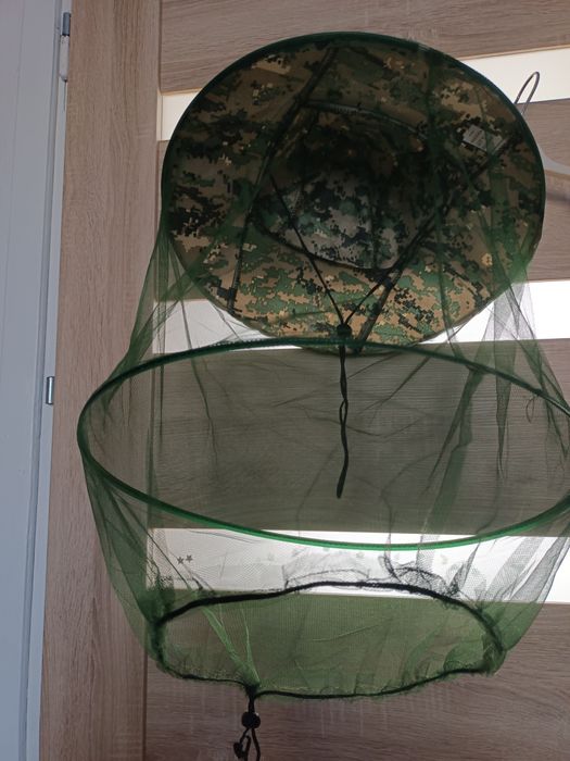 Kapelusz z moskitiera