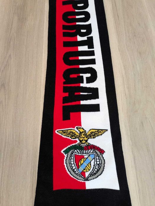 Cachecol raro No Name Boys em malha