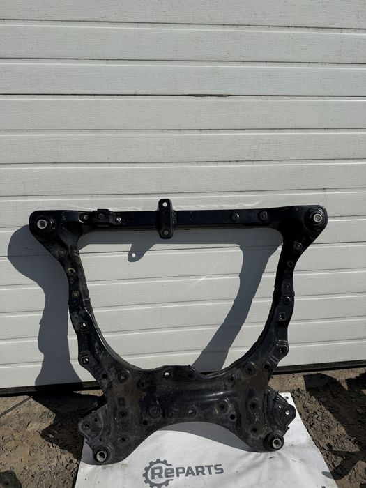 Підрамник балка Toyota Camry 70 камри  5110006240 5120606130