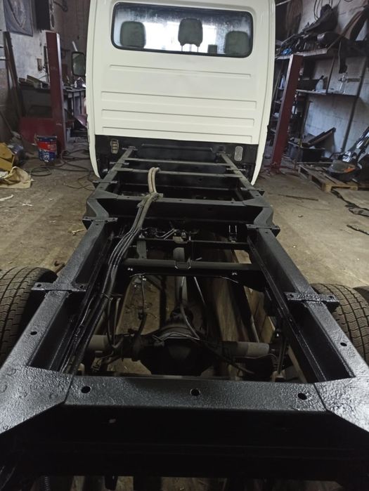 3. Сварка бусов, рихтовка,покраска  микроавтобусов, замена стекла.  .