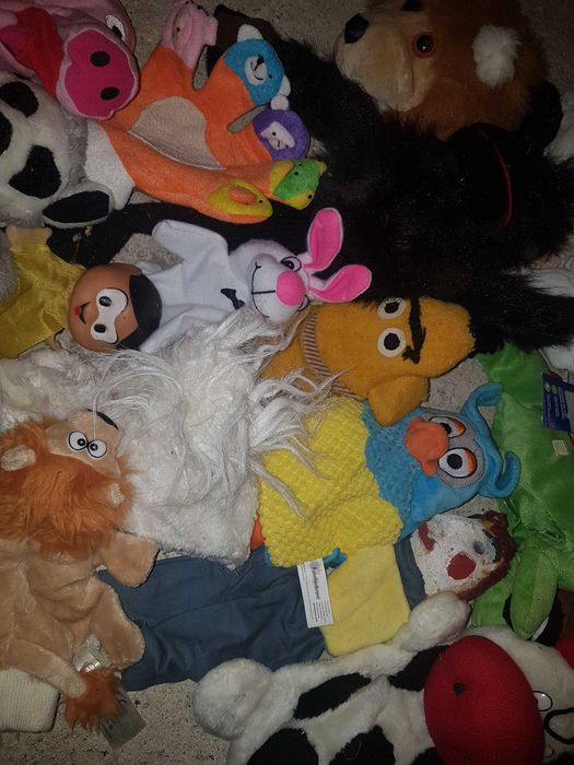 18 fantoches alguns antigos