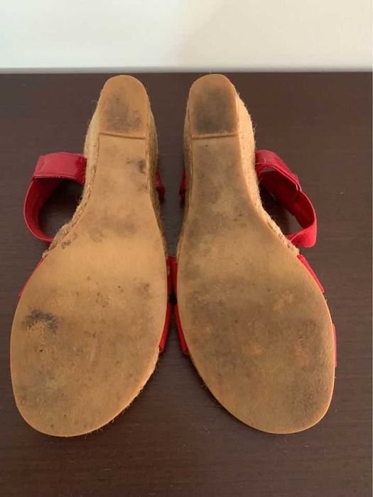 Sandálias de Verão em cordão trançado com tiras vermelhas