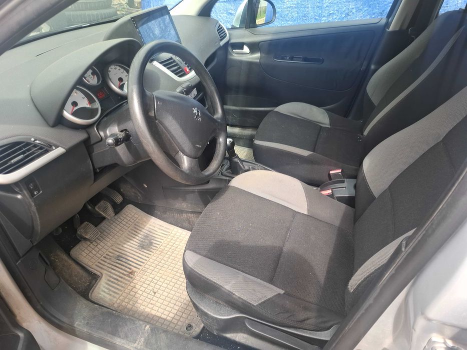 Peugeot 207 SW 1.4 benz. 2007r