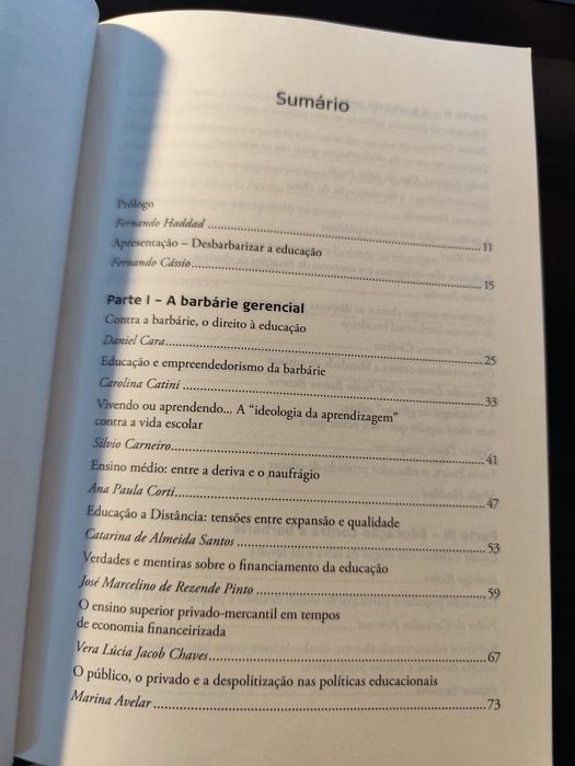 Educação contra a barbárie