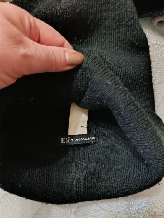 Женские шапки. .