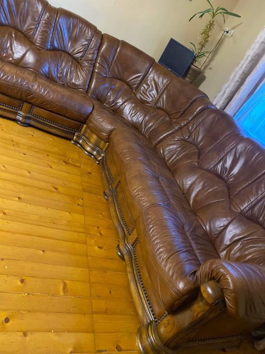 Продам дуже гарний шкіряний куток 2.2/2.2