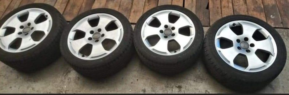 Alufelgi 17 Audi ET 56 7,5J Opony Lato 5mm A3 8P A4 A5 A6 Passat