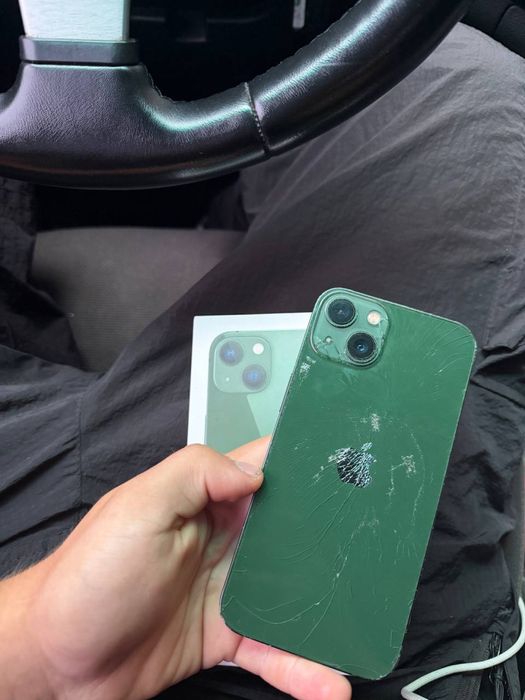 iPhone 13 128GB
