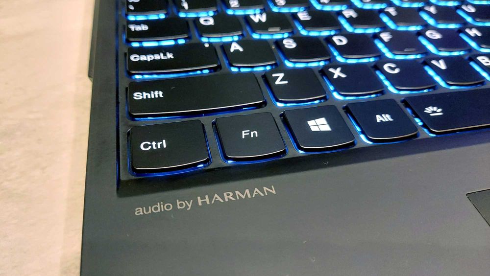 Lenovo LEGION Gaming - GTX1060-6GB i7/6rdzeni/ 16GB SSD256GB+1TB