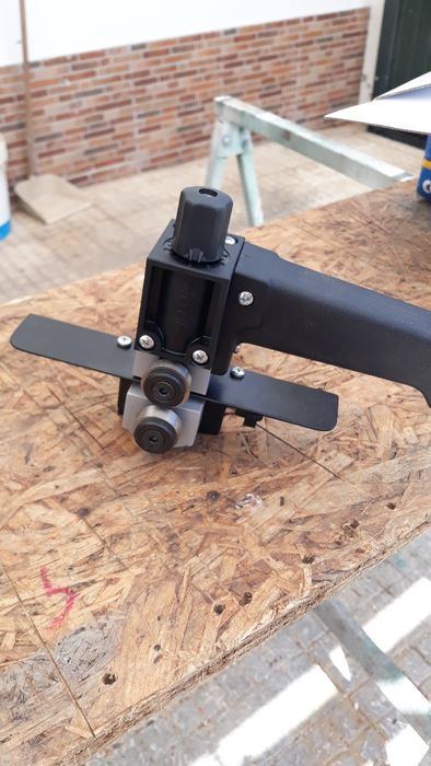 Virutex Strip Cutter435476981561446402