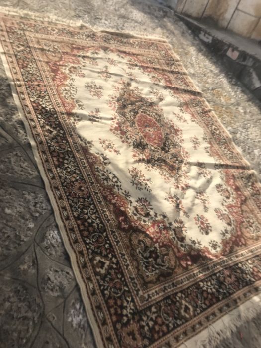 Tapete dearaiolos feito em tiar manual