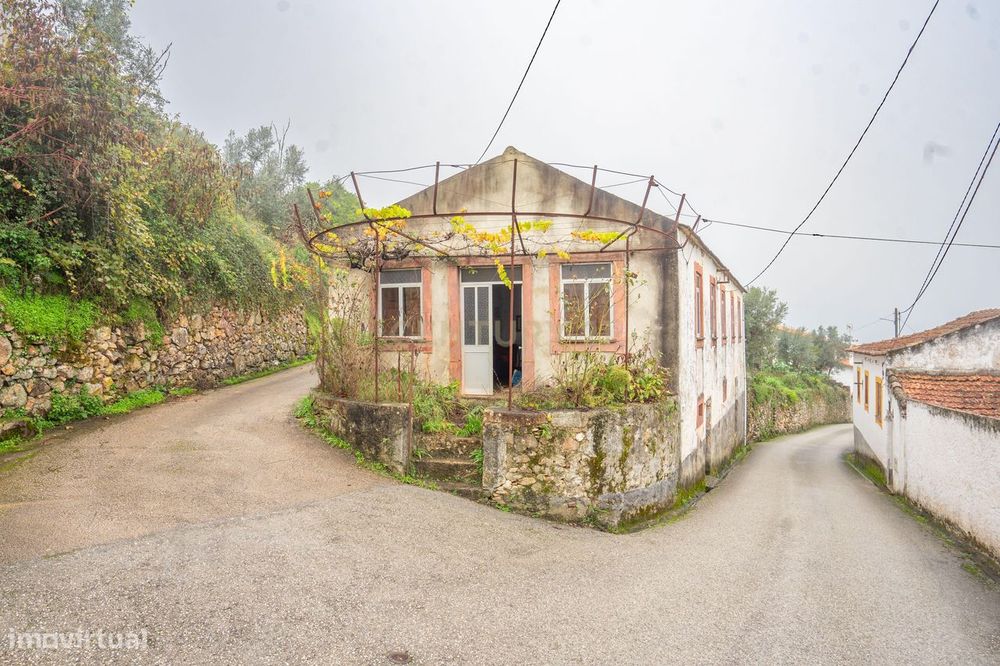 Moradia para recuperar — Lavegadas, Coimbra