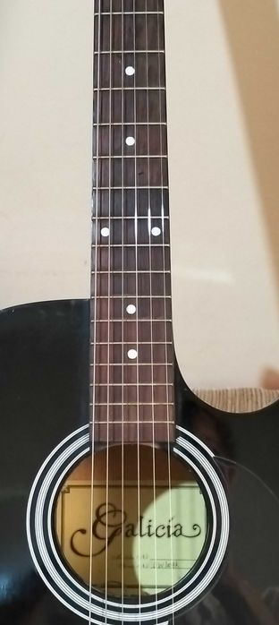 Guitarra Electroacustica Galícia