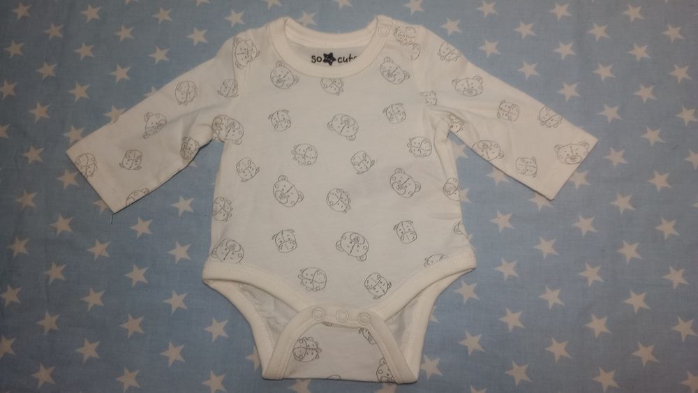 Komplet body z długim rękawem i spodenki rozmiar 56