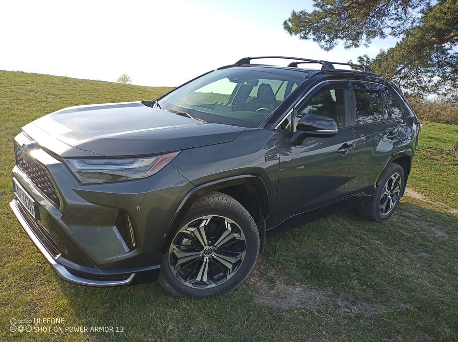 Toyota RAV4-4 Prime. Plug-in  hybrids