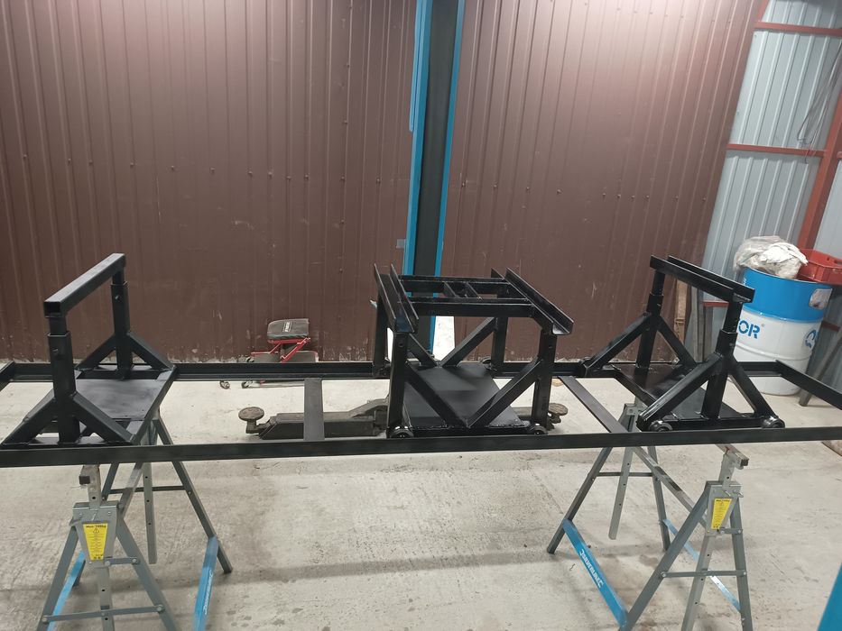 Wózek do rozpoławiania ciągnika