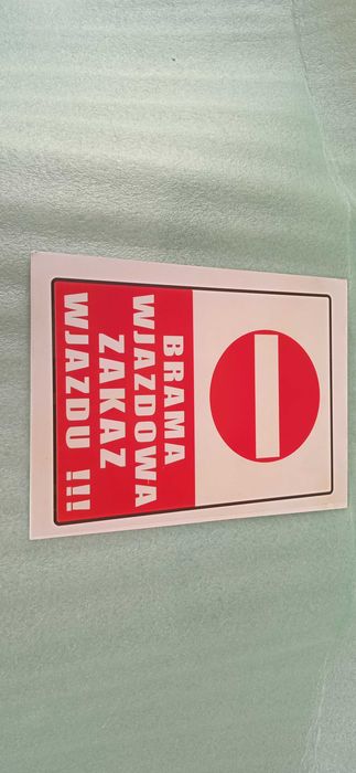 Tabliczka informacyjna-Brama wjazdowa