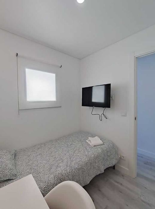 Quarto Novo Linda-a-Velha - Individual