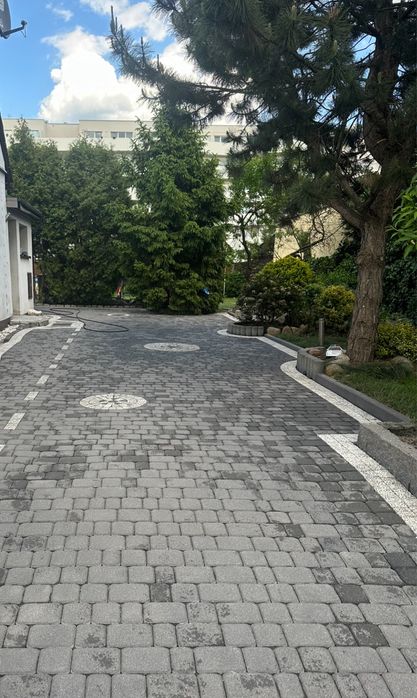 Profesionalne mycie kostki brukowej