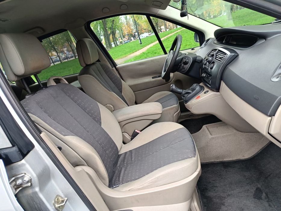RENAULT Scenic 2005