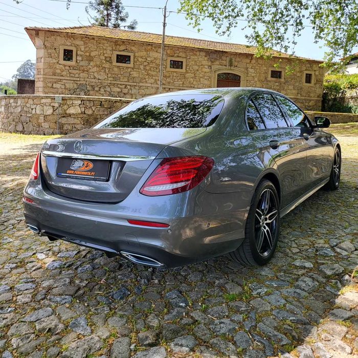 Mercedes - Benz E220 AMG Nacional Full Extras