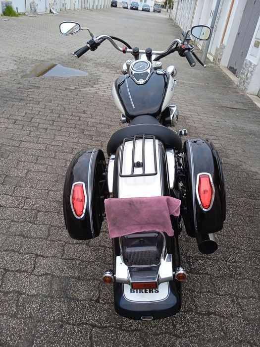 Suzuki intruder VL 800