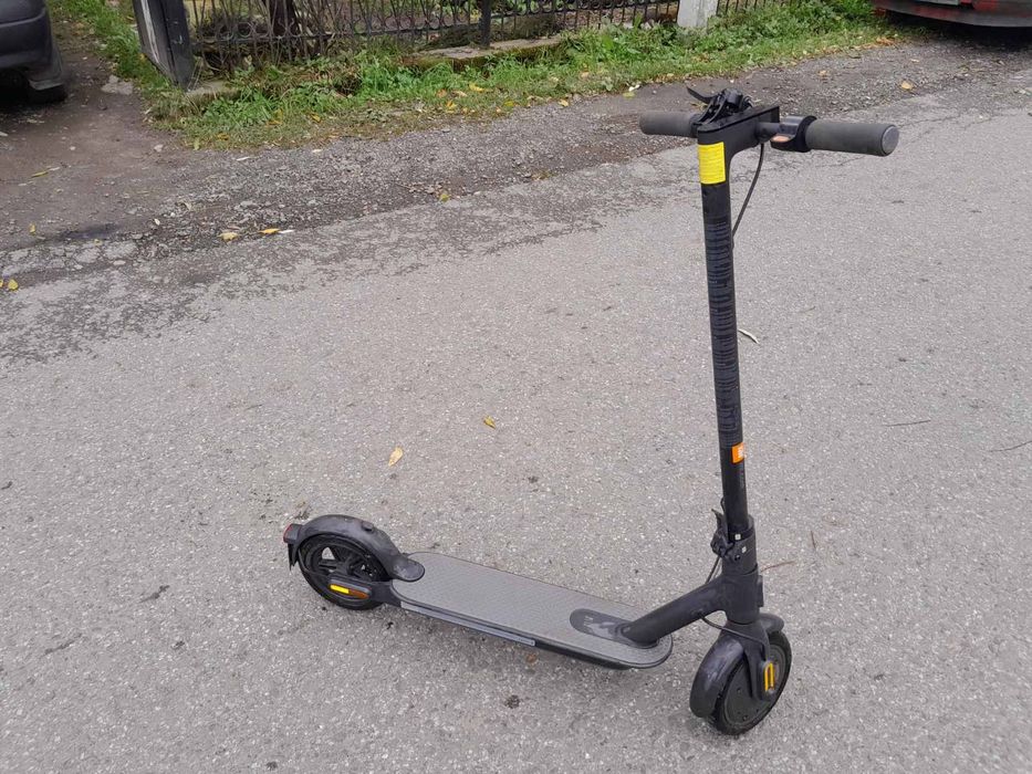 Продам Електро самокат ксіомі