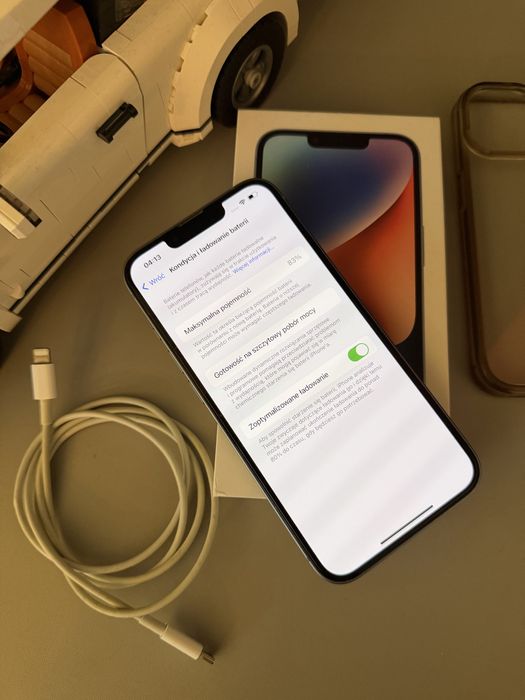 iPhone 14  stan idealny + case + kabel
