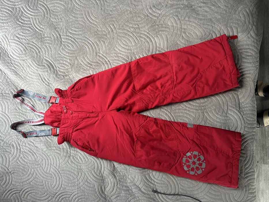 Spodnie narciarskie ocieplane na narty, sanki rozmiar 128