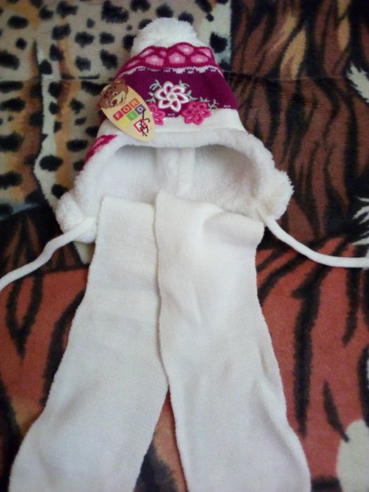 Зимова шапочка для принцеси