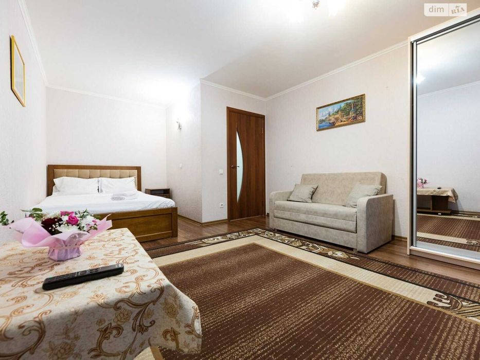 Берестейський проспект, 29 в Києві, КПІ, Охматдит