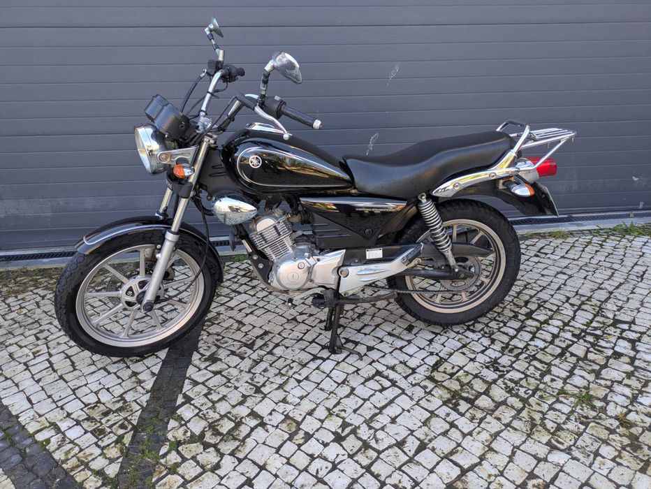 Yamaha YBR 125 Custom – Económica e fiável