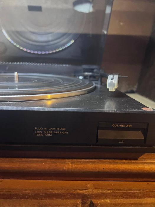 Giradiscos Akai AP-M512