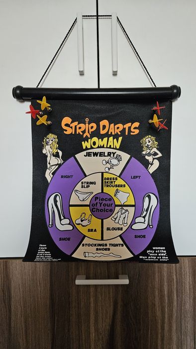 Дартс “Стриптиз”, гра для дорослих