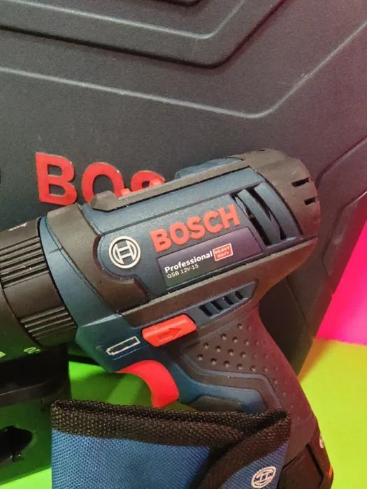 Maquina de furar profissional (Bosh)