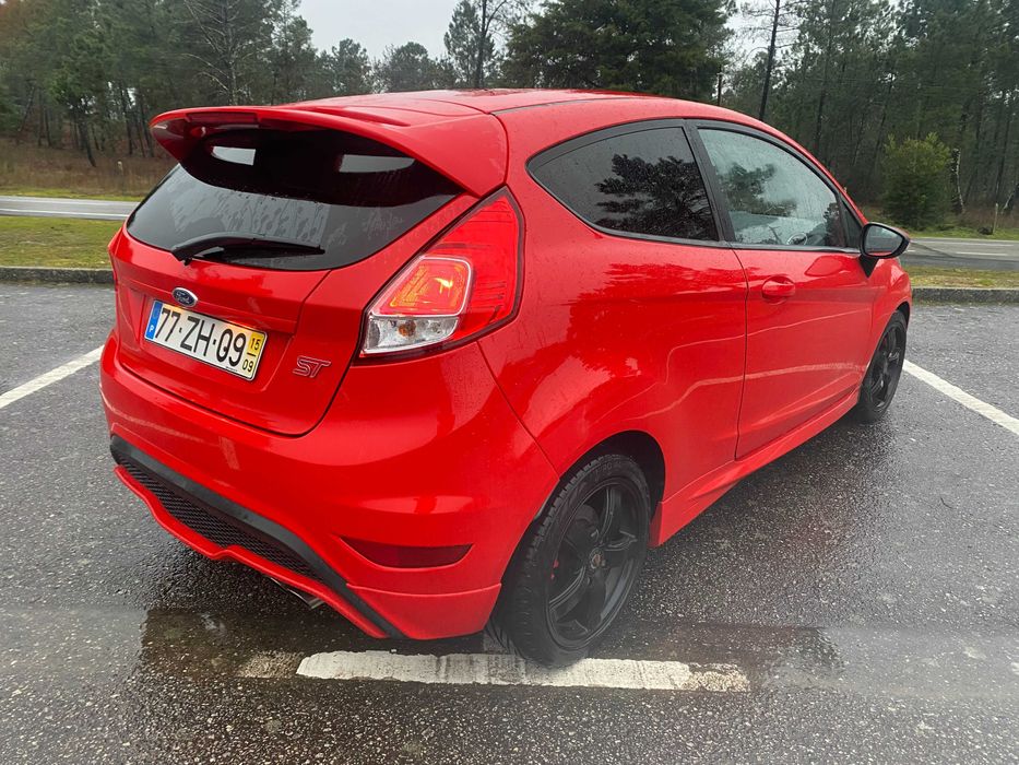 Ford Fiesta ST 1.6 182cv