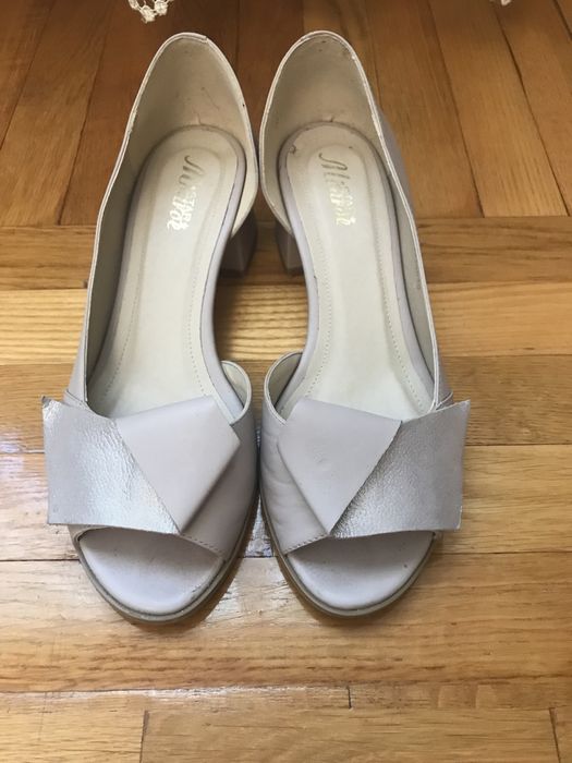 Туфлі жіночі