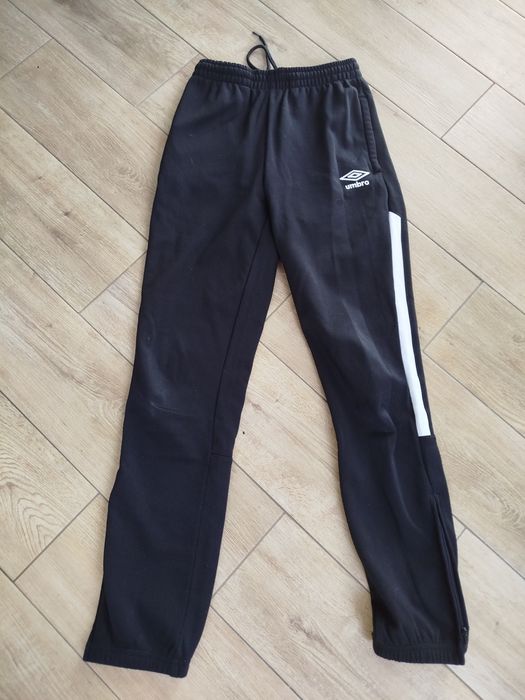 Spodnie dresowe Umbro roz152