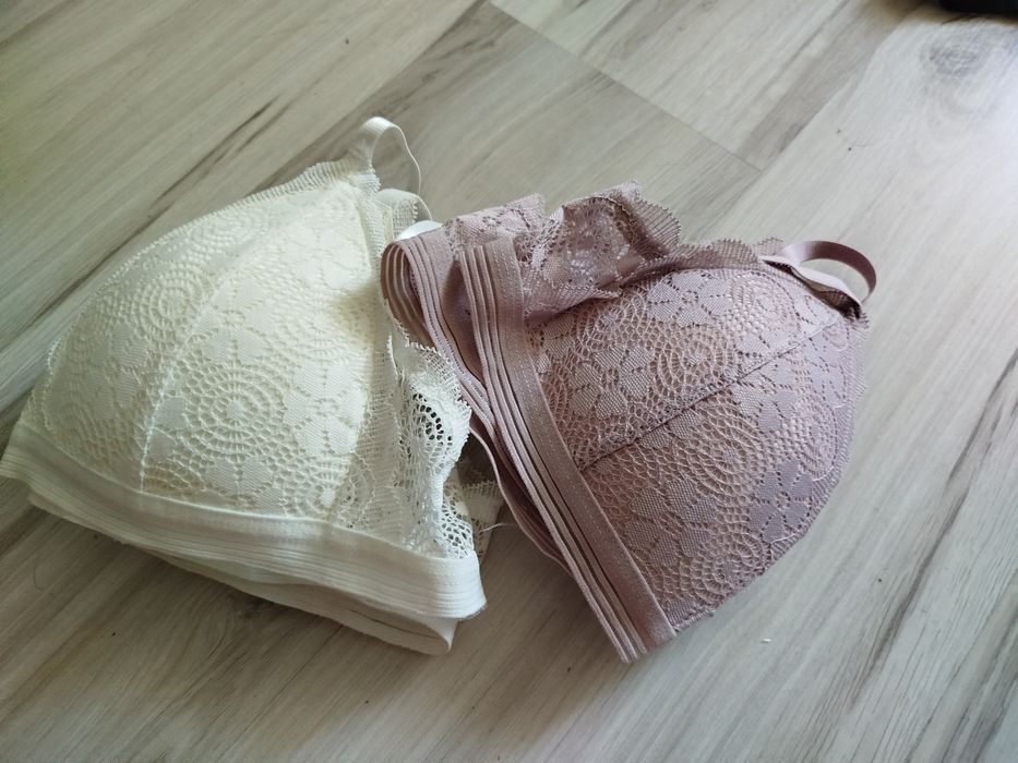 Biustonosze nowe 2 szt  L