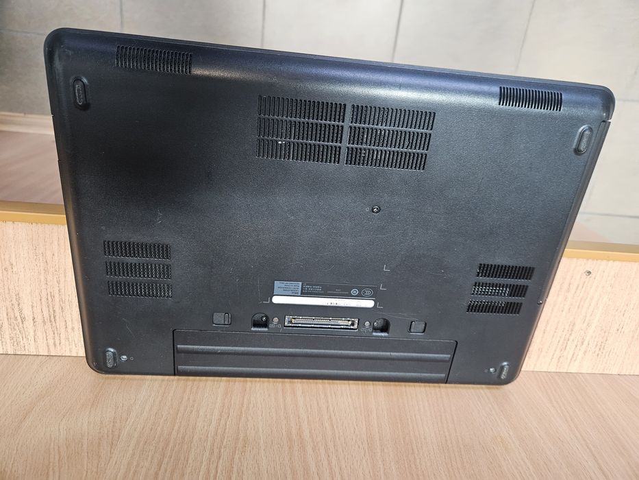 Notebook Dell Latitude E5440 uszkodzony