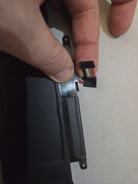 Sprzedam orginalną baterię do laptopa Lenovo L390