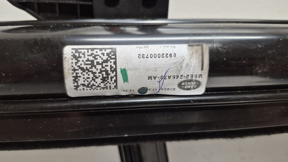 Roleta elektryczna LandRover RangeRover Evoque M8E2-246A73-AM
