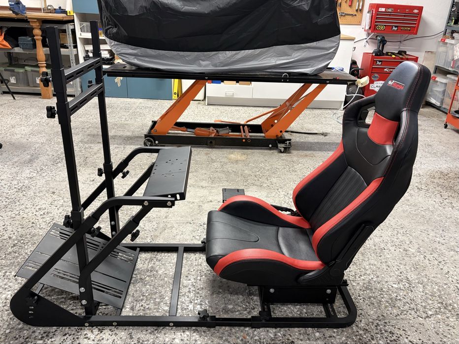 Sim Rig GT Omega ART + Banco RS6